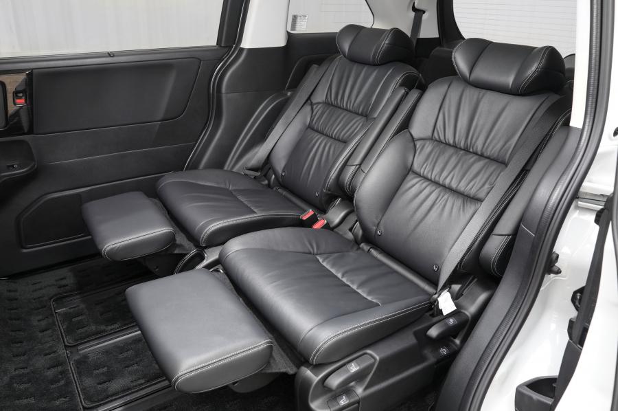Интерьер Honda Odyssey VTi-L 2017 года  (AU) (фото 30 из 46)
